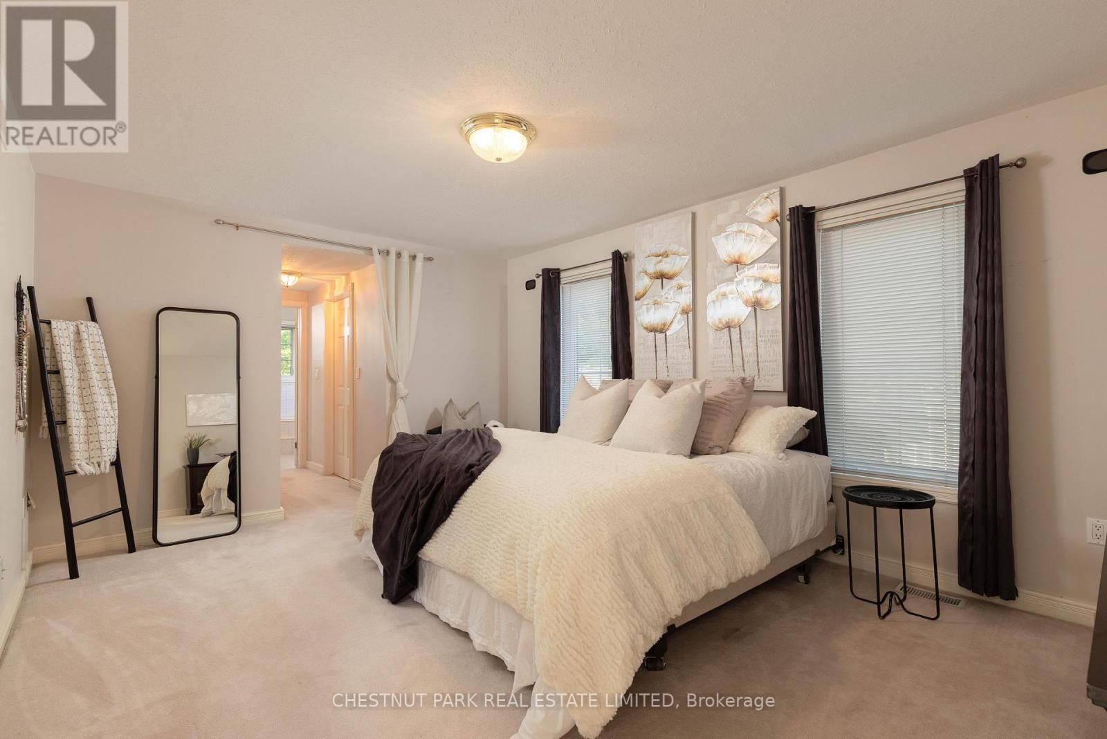 81 Francis Creek Boulevard, St. Catharines, Ontario  L2W 1B3 - Photo 18 - X12522188