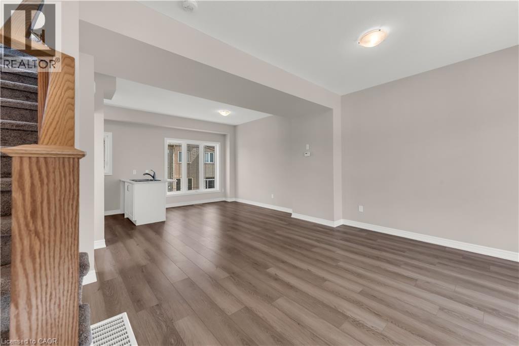 19 Picardy Drive Unit# 9, Hamilton, Ontario  L8J 0M7 - Photo 8 - 40805214