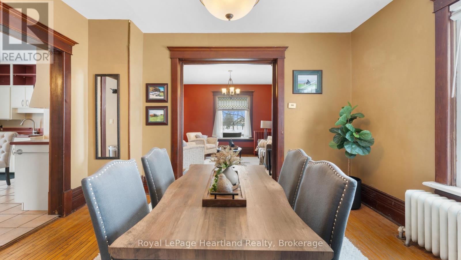 202 Mcconnell Street, North Huron, Ontario  N0M 1H0 - Photo 15 - X12791756