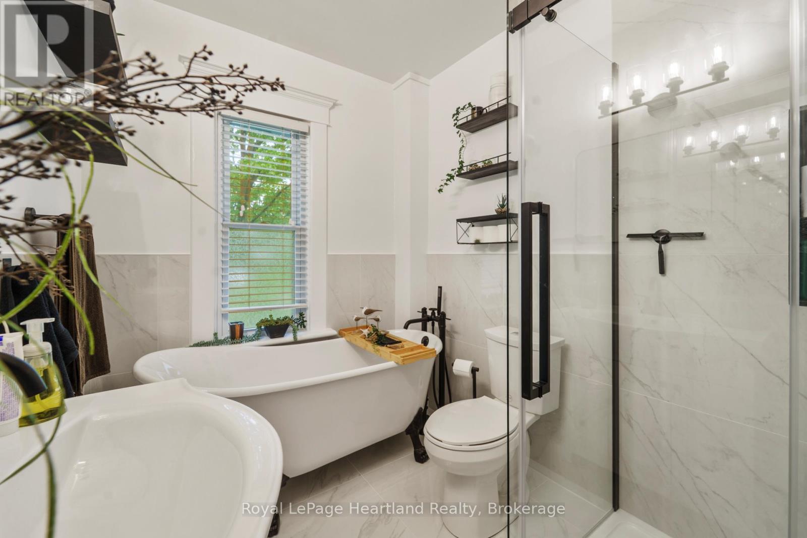 202 Mcconnell Street, North Huron, Ontario  N0M 1H0 - Photo 25 - X12791756