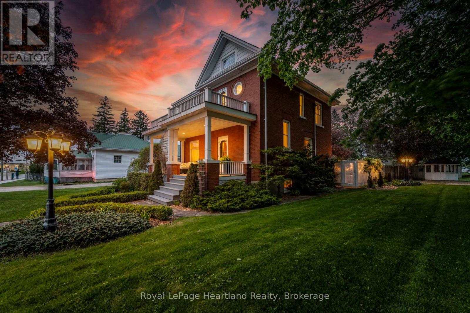 202 Mcconnell Street, North Huron, Ontario  N0M 1H0 - Photo 41 - X12791756