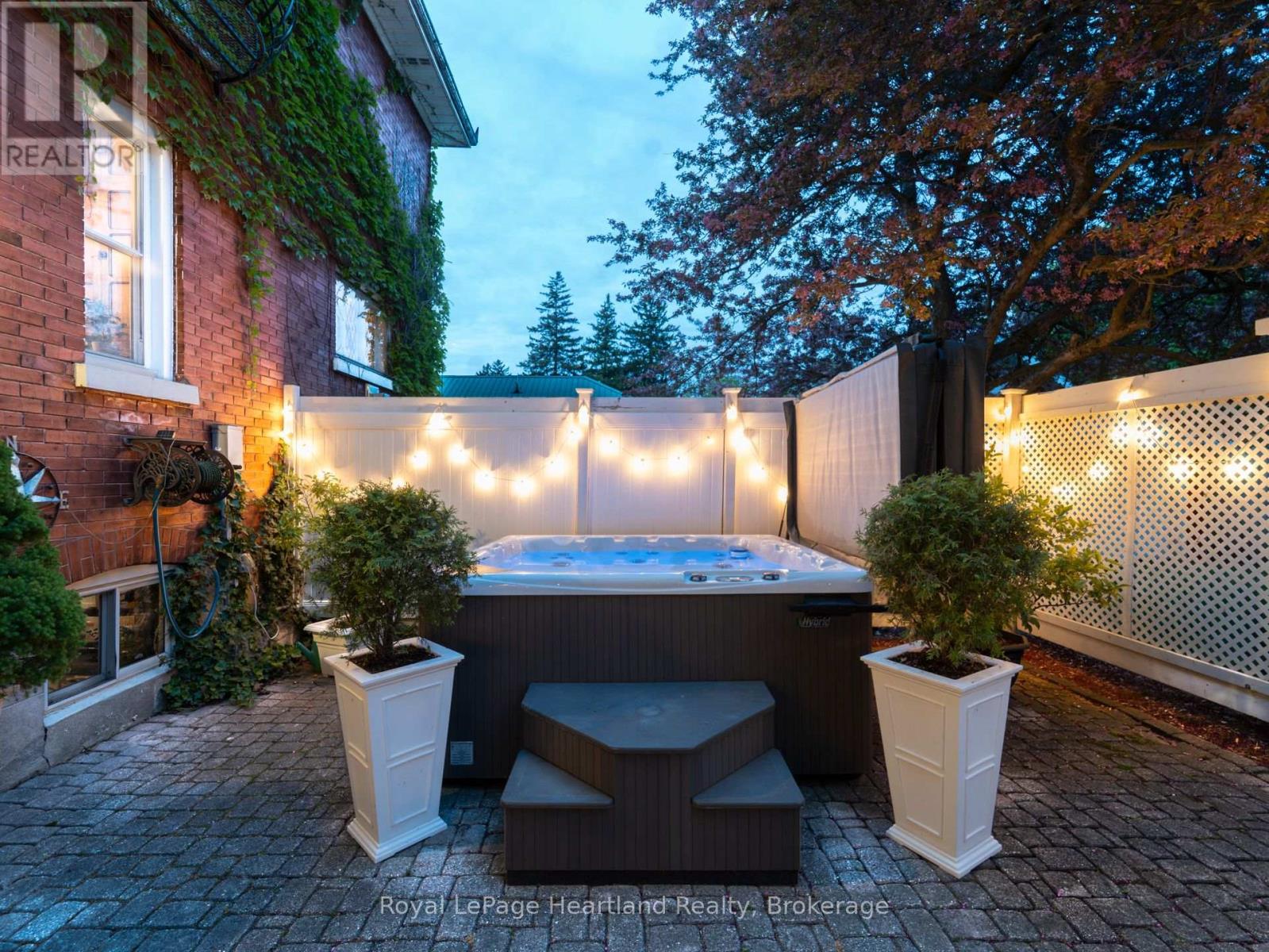 202 Mcconnell Street, North Huron, Ontario  N0M 1H0 - Photo 43 - X12791756