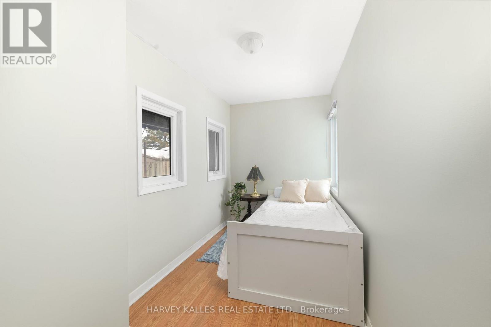 30 Maitland Street, Prince Edward County, Ontario  K0K 2T0 - Photo 17 - X12791750