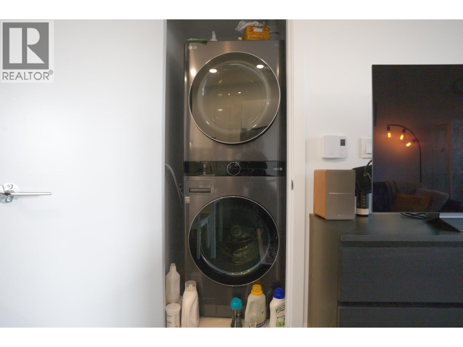 405 2666 Duke Street, Vancouver, British Columbia  V5R 4S9 - Photo 26 - R3084042