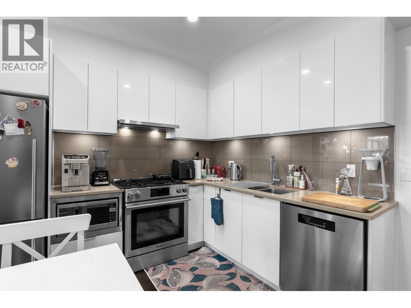 405 2666 Duke Street, Vancouver, British Columbia  V5R 4S9 - Photo 25 - R3084042