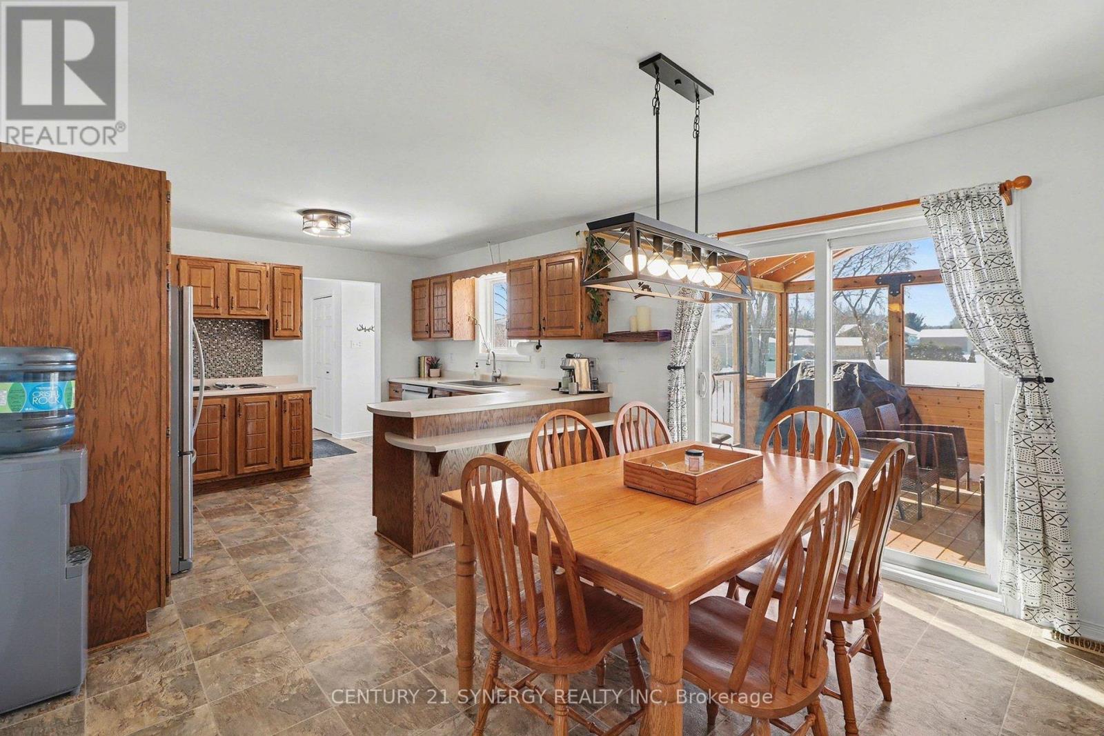 2290 Valley Street, North Stormont, Ontario  K0C 1W0 - Photo 10 - X12791746