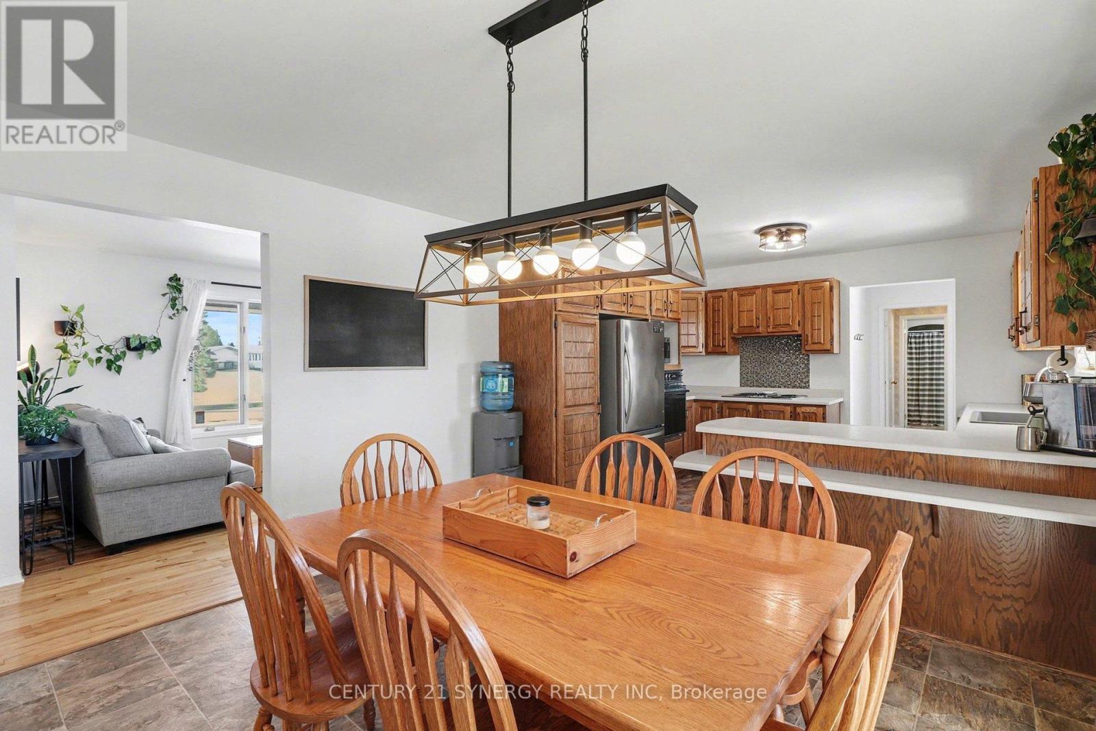 2290 Valley Street, North Stormont, Ontario  K0C 1W0 - Photo 12 - X12791746