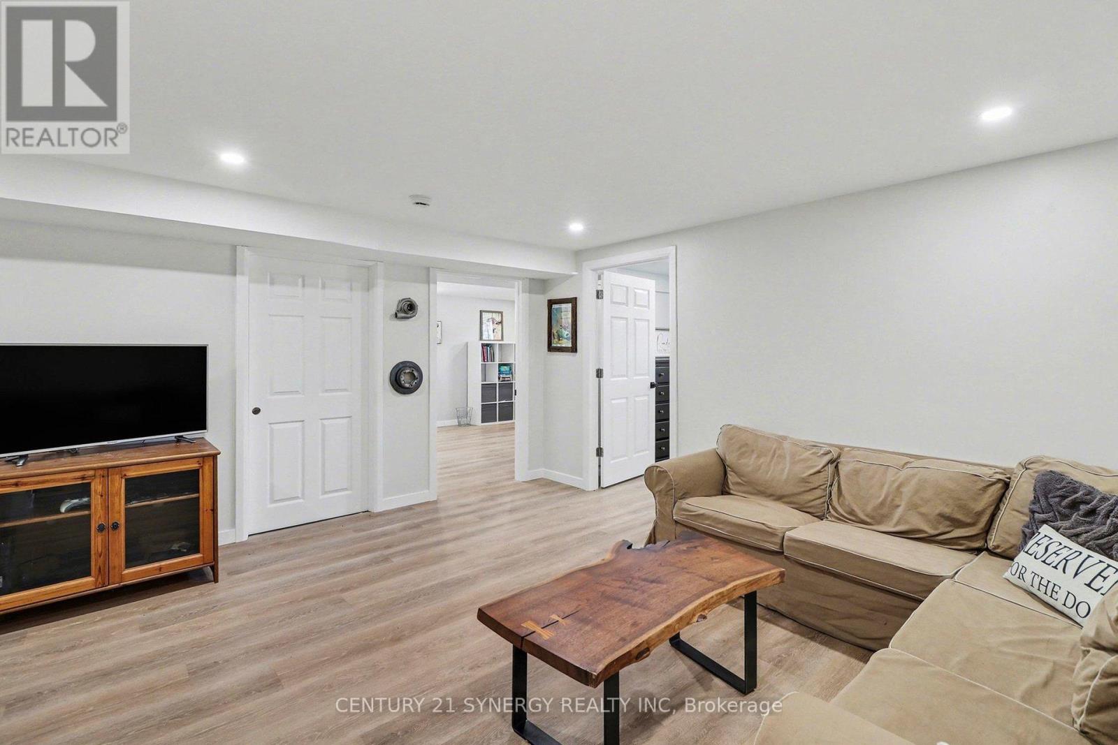 2290 Valley Street, North Stormont, Ontario  K0C 1W0 - Photo 31 - X12791746