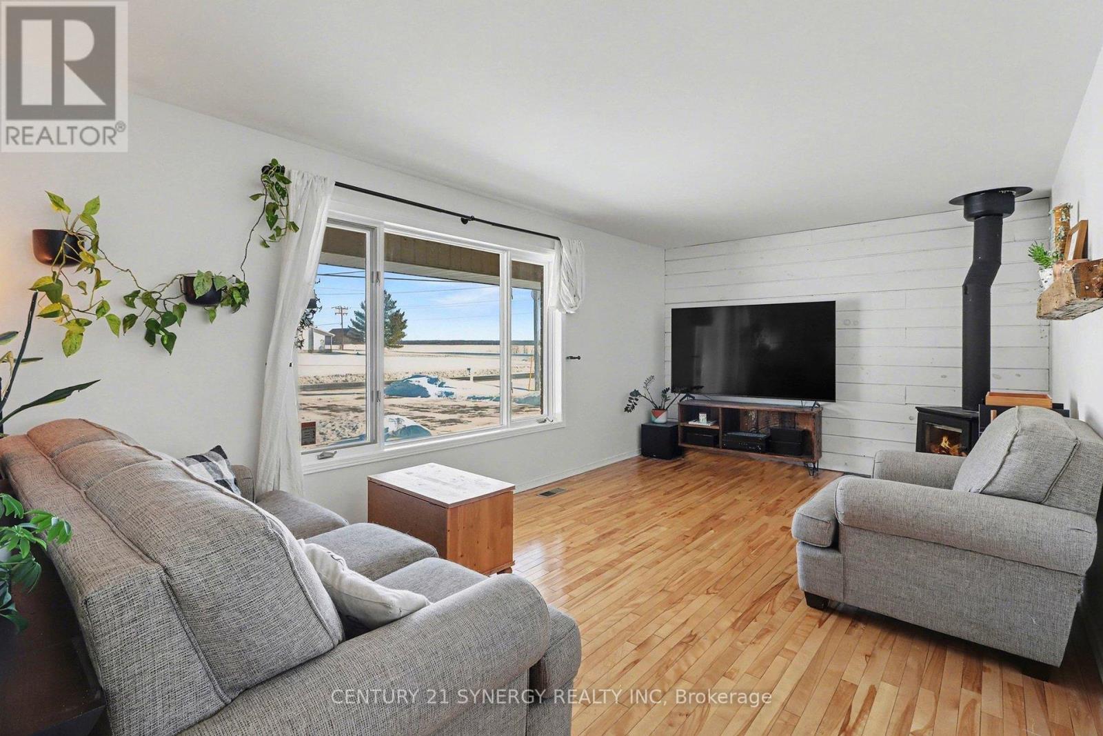 2290 Valley Street, North Stormont, Ontario  K0C 1W0 - Photo 7 - X12791746