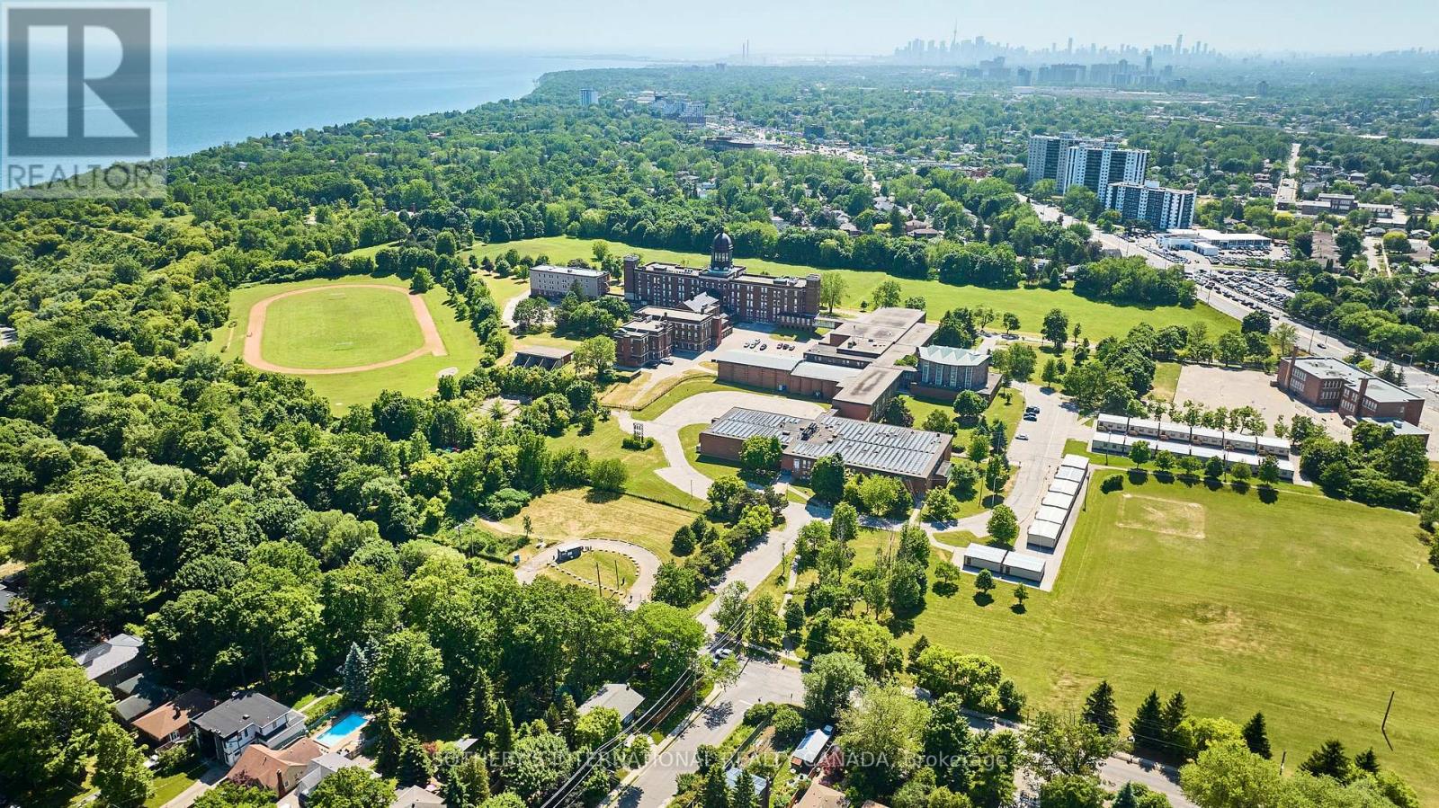 64a Eastville Avenue, Toronto, Ontario  M1M 2N9 - Photo 36 - E12770430