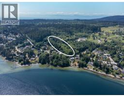 Lot 15 N GALE AVENUE, Sechelt, British Columbia