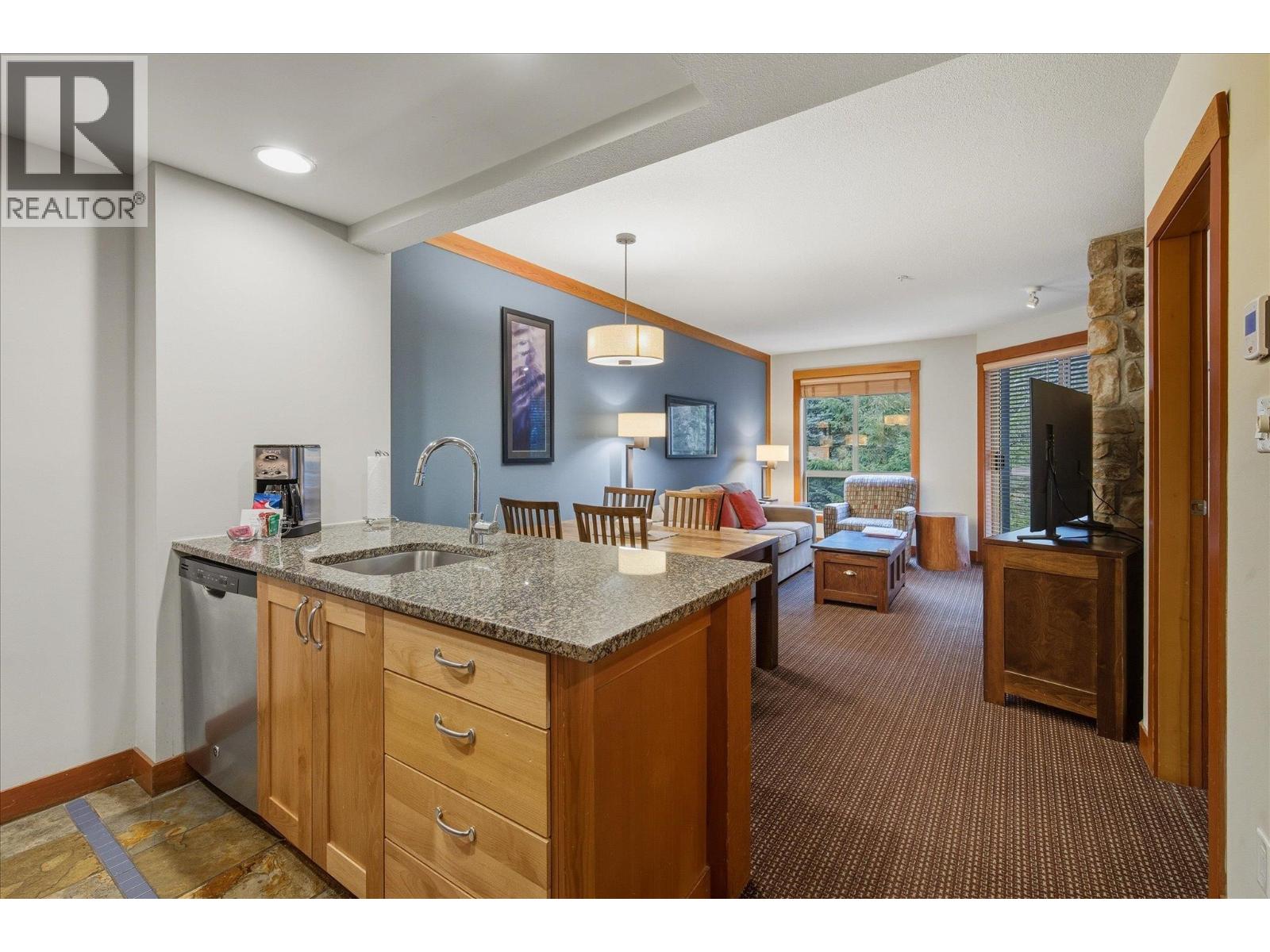 430d 2036 London Lane, Whistler, British Columbia  V8E 0N7 - Photo 13 - R3090135