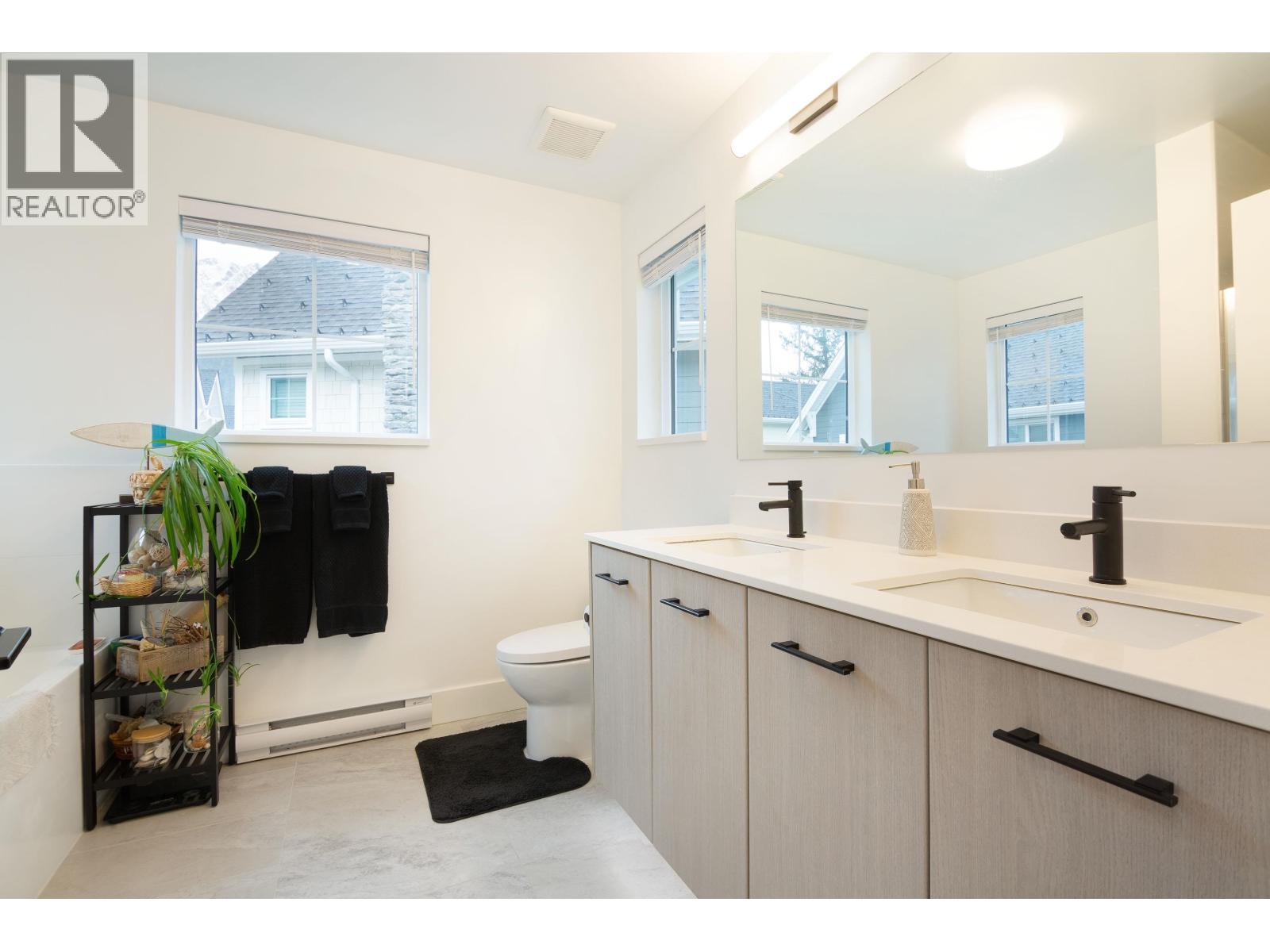 11 7360 Crabapple Court, Pemberton, British Columbia  V0N 2L1 - Photo 15 - R3090142