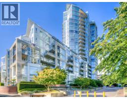 2002 1383 MARINASIDE CRESCENT, Vancouver, British Columbia
