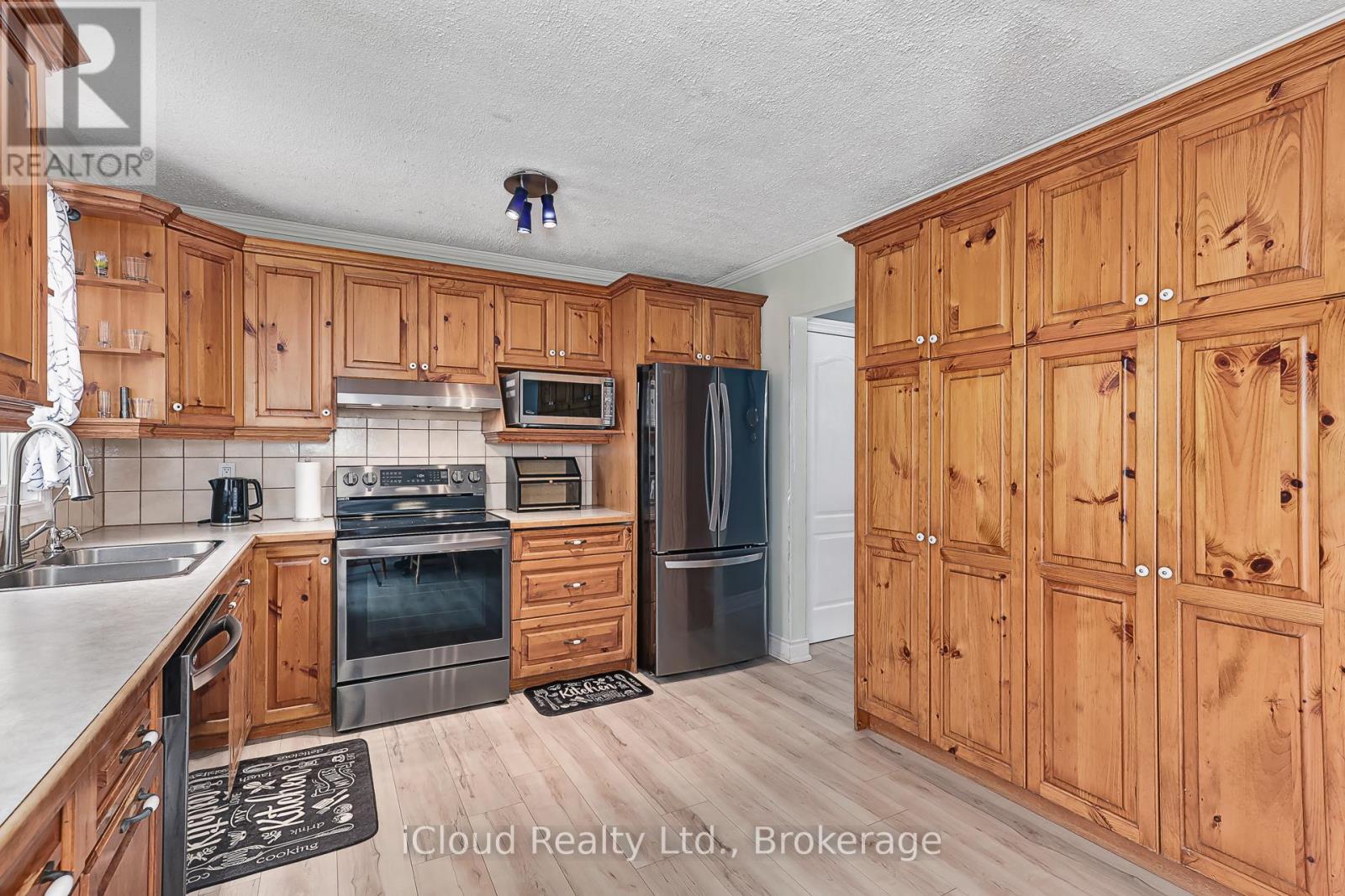 135 King Street, Adjala-Tosorontio, Ontario  L0M 1M0 - Photo 5 - N12791758