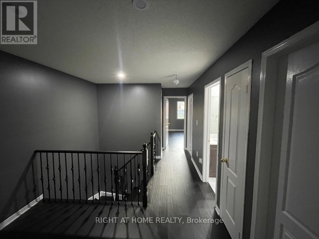 Main - 3155 Cabano Crescent, Mississauga, Ontario  L5M 0C5 - Photo 6 - W12760864