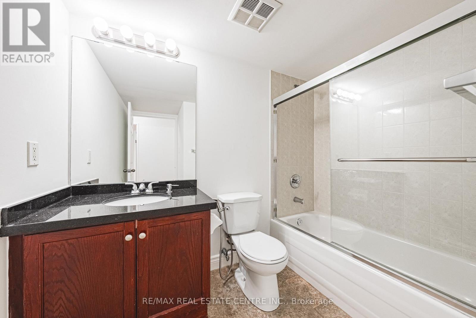 2201 - 156 Enfield Place, Mississauga, Ontario  L5B 3J2 - Photo 18 - W12791748