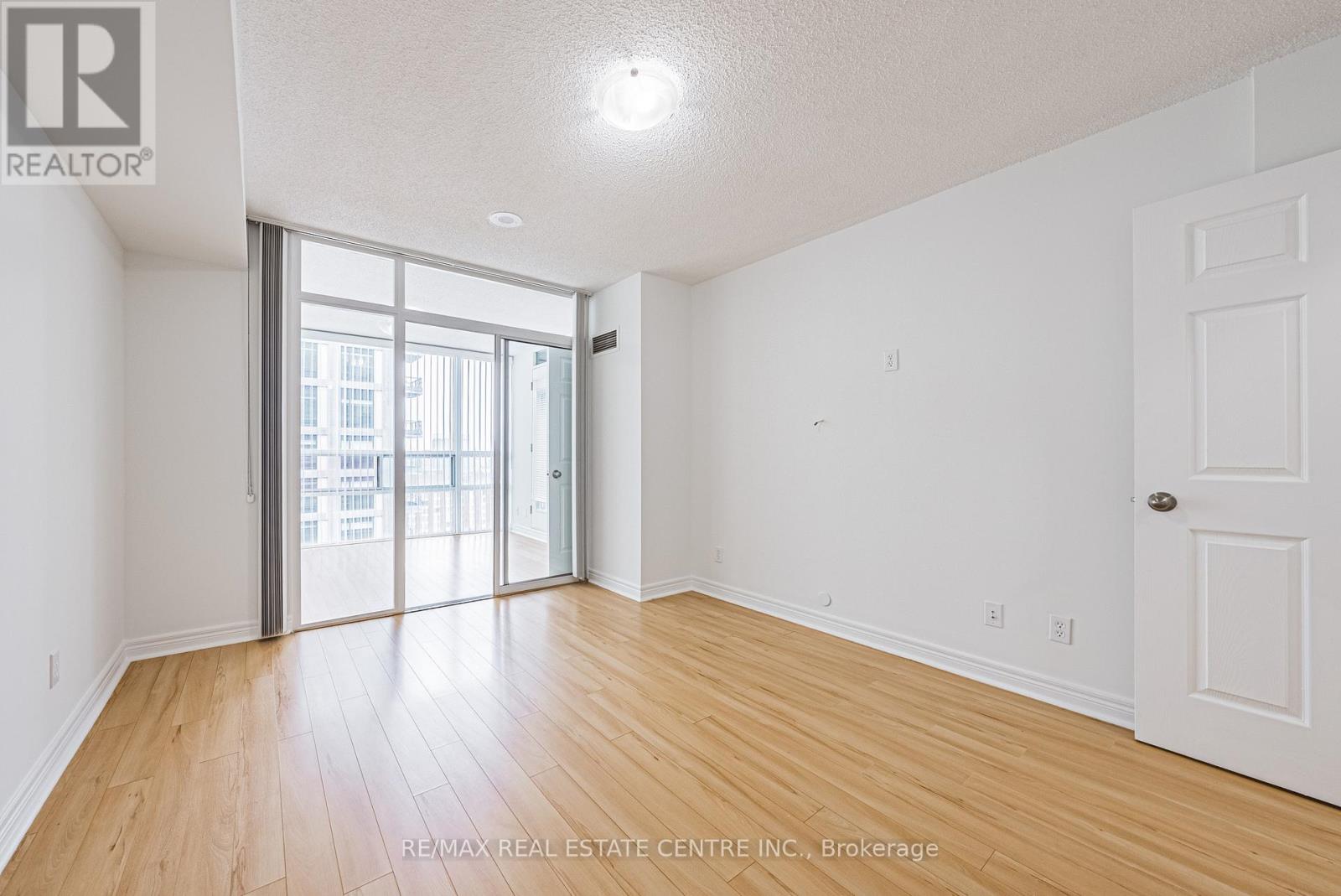 2201 - 156 Enfield Place, Mississauga, Ontario  L5B 3J2 - Photo 23 - W12791748