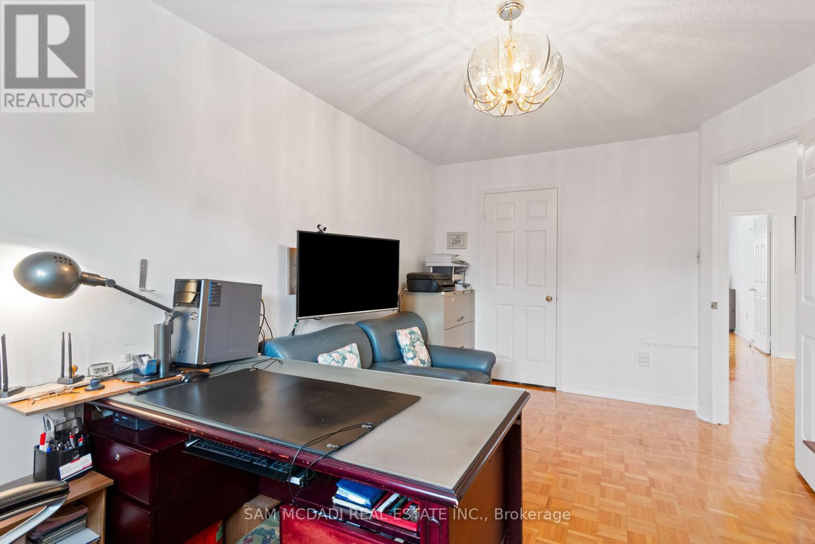 4461 Gladebrook Crescent, Mississauga, Ontario  L5V 1E4 - Photo 23 - W12791752