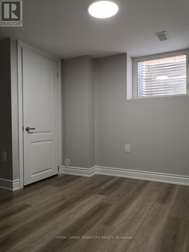 316 Dalgleish Gardens, Milton, Ontario  L9T 6Z6 - Photo 4 - W12791754