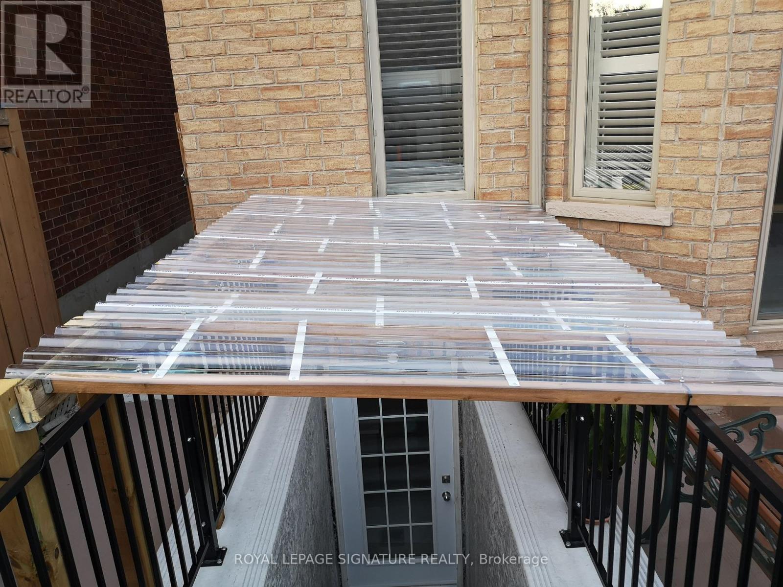 316 Dalgleish Gardens, Milton, Ontario  L9T 6Z6 - Photo 8 - W12791754