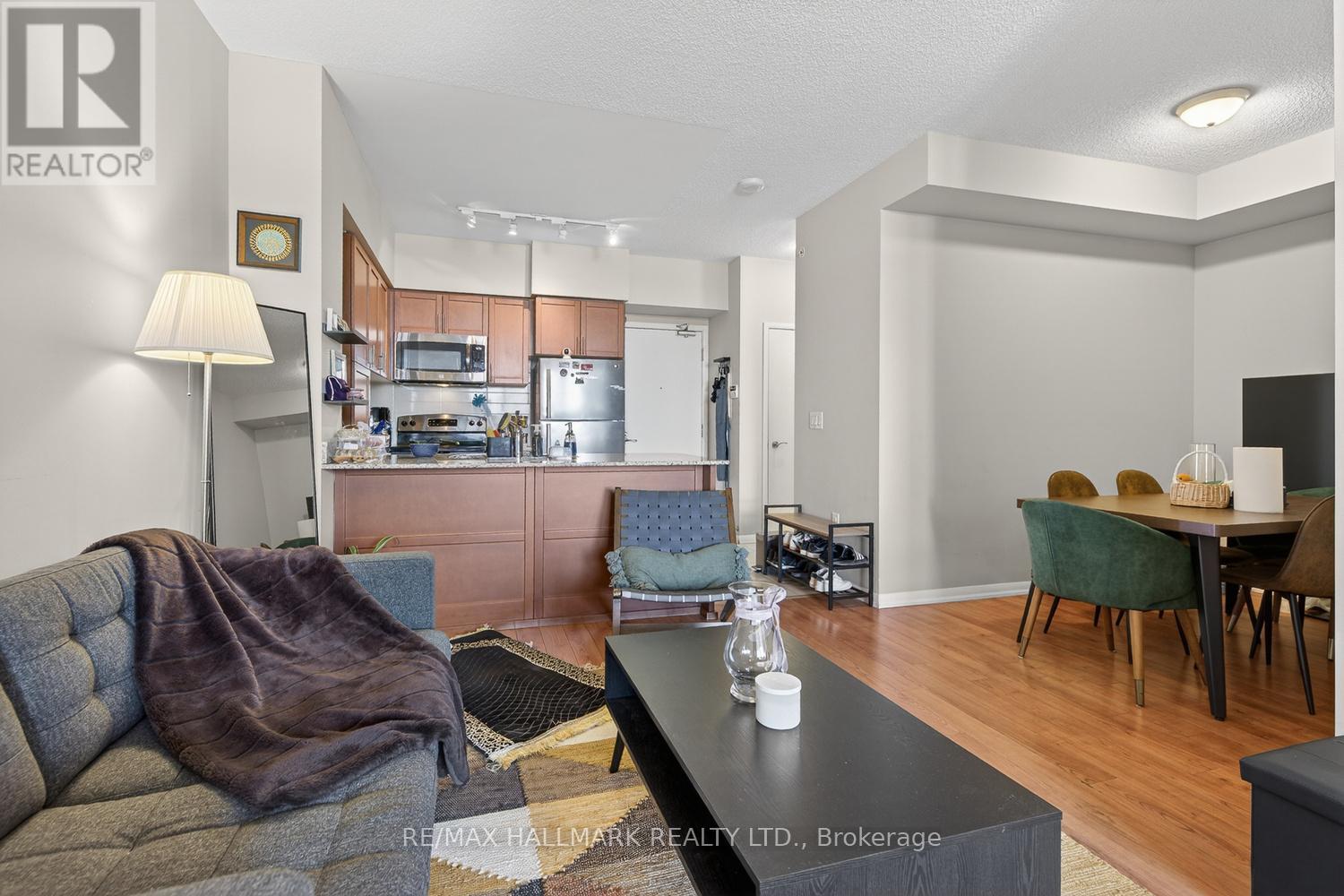 208 - 830 Lawrence Avenue W, Toronto, Ontario  M6A 1C3 - Photo 9 - W12791760