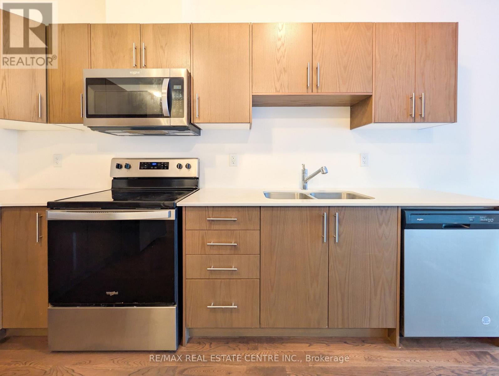 107 Cheryl Avenue, North Perth, Ontario  N0G 1B0 - Photo 5 - X12791744