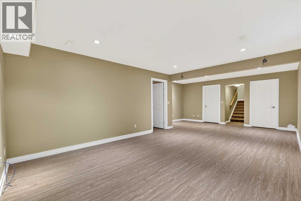 12069 Valley Ridge Drive Nw, Calgary, Alberta  T3B 5W9 - Photo 41 - A2284145