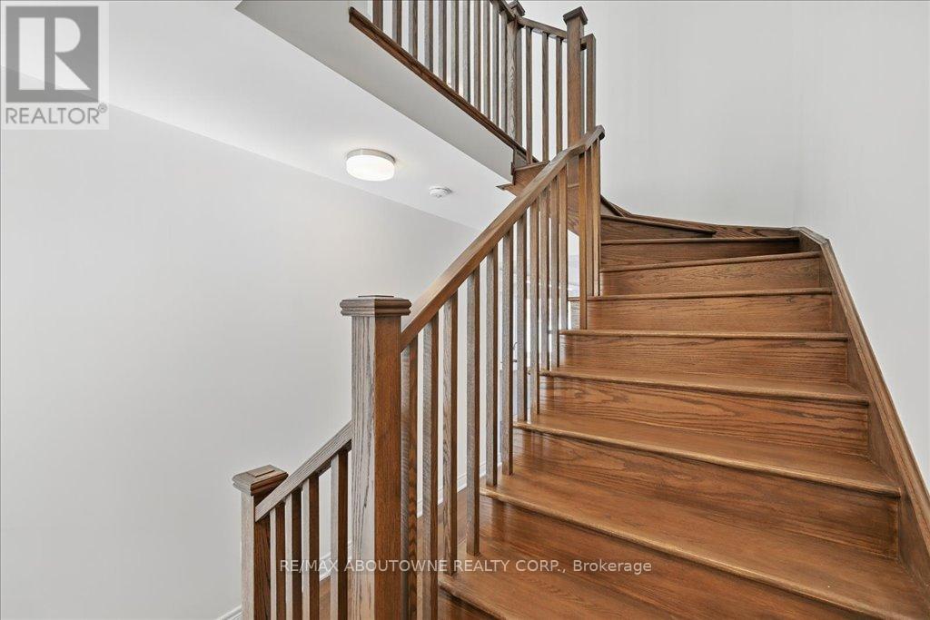 13 - 2184 Postmaster Drive, Oakville, Ontario  L6M 3X1 - Photo 23 - W12738938