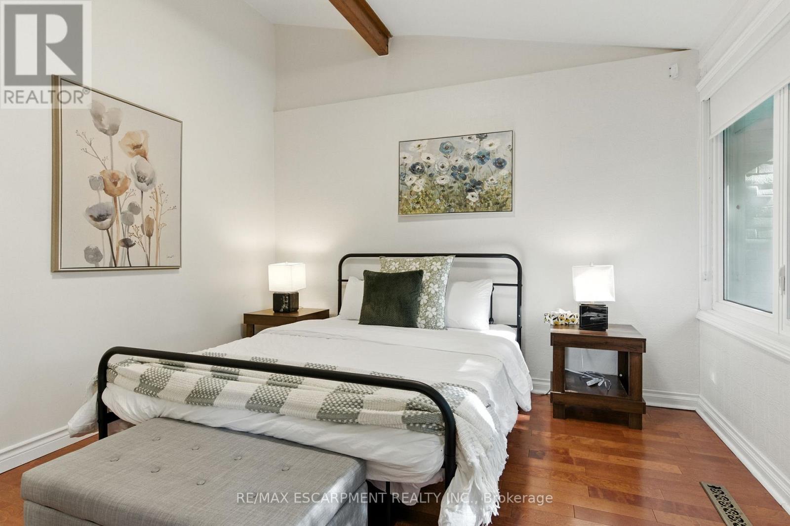 230 South Service Road, Mississauga, Ontario  L5G 2S1 - Photo 24 - W12781064