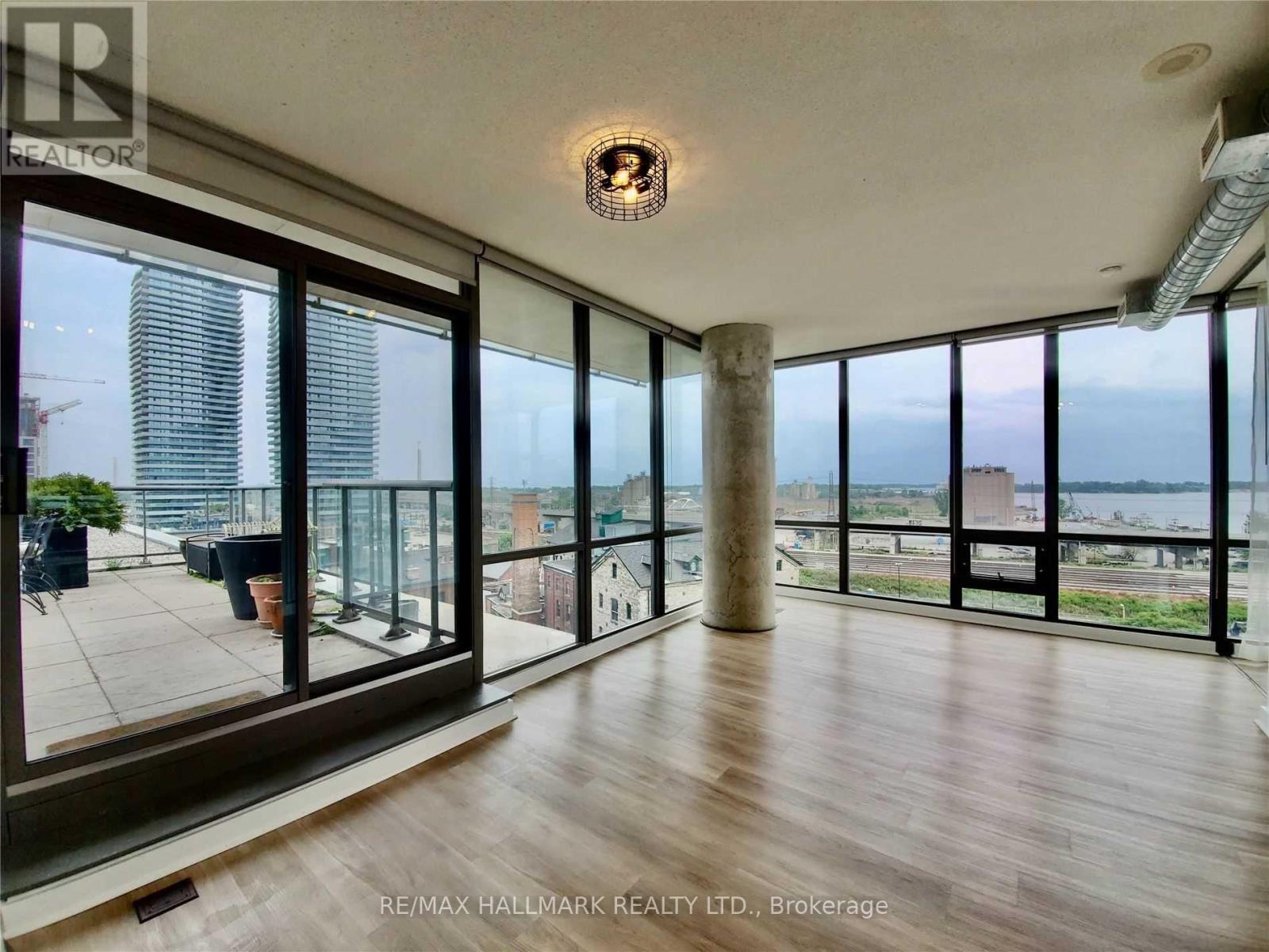 904 - 33 MILL STREET, Toronto, Ontario