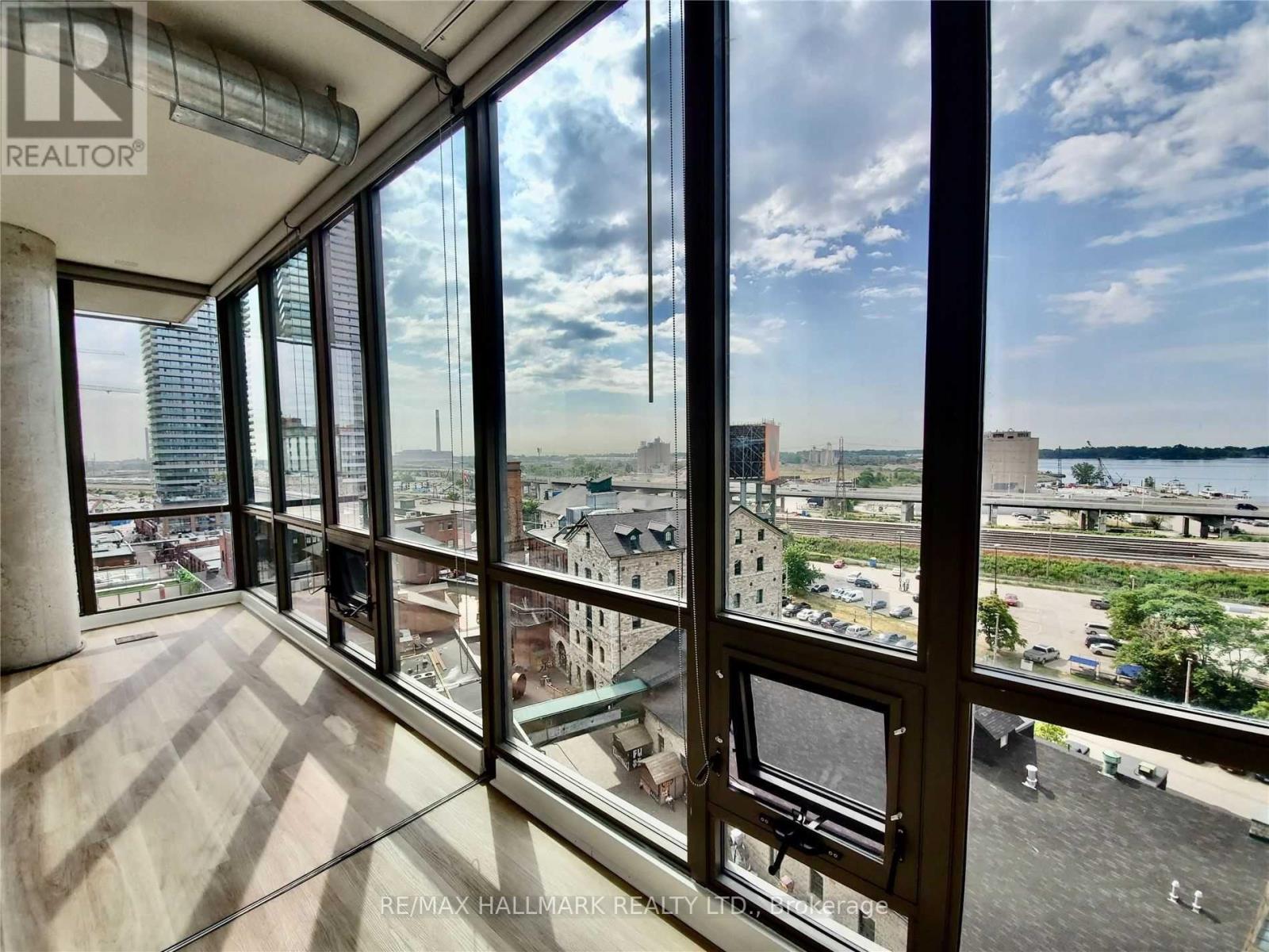 904 - 33 Mill Street, Toronto, Ontario  M5A 3R3 - Photo 4 - C12791776