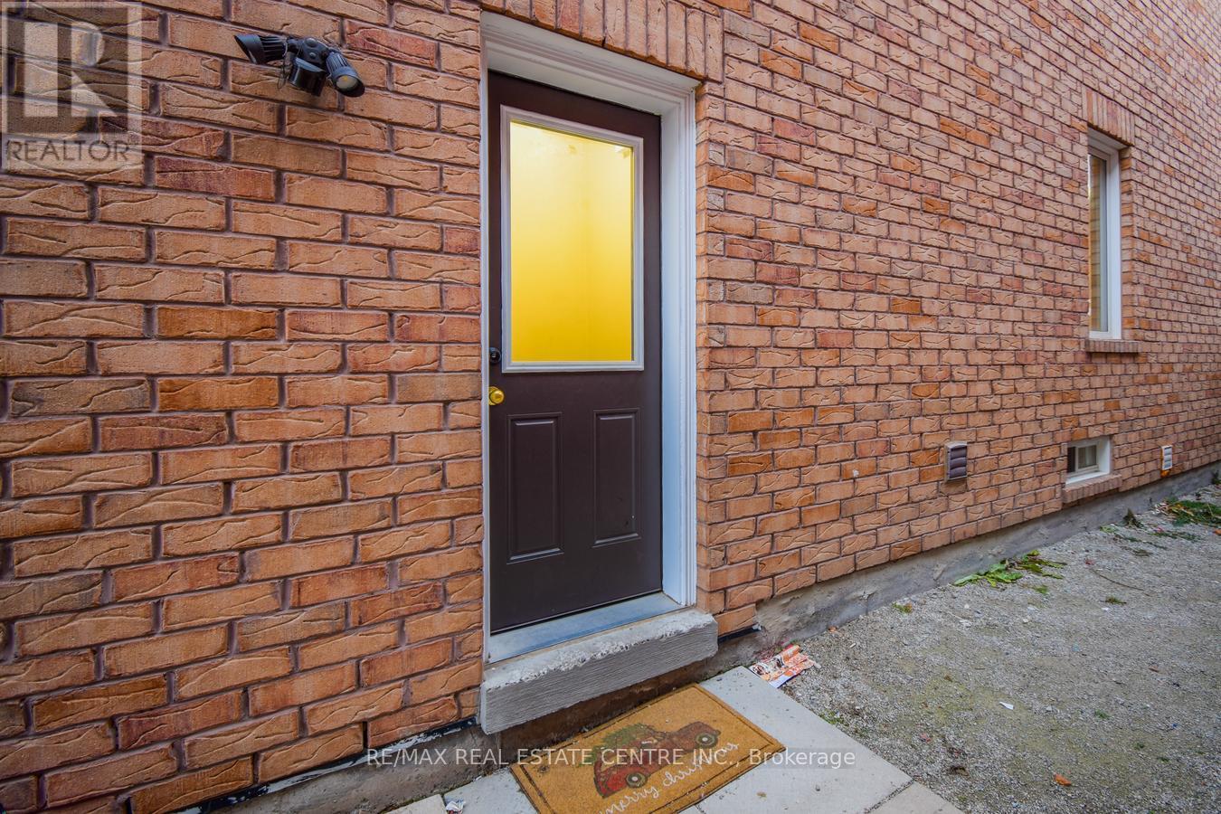 112 Commodore Drive, Brampton, Ontario  L6X 0S6 - Photo 41 - W12791788