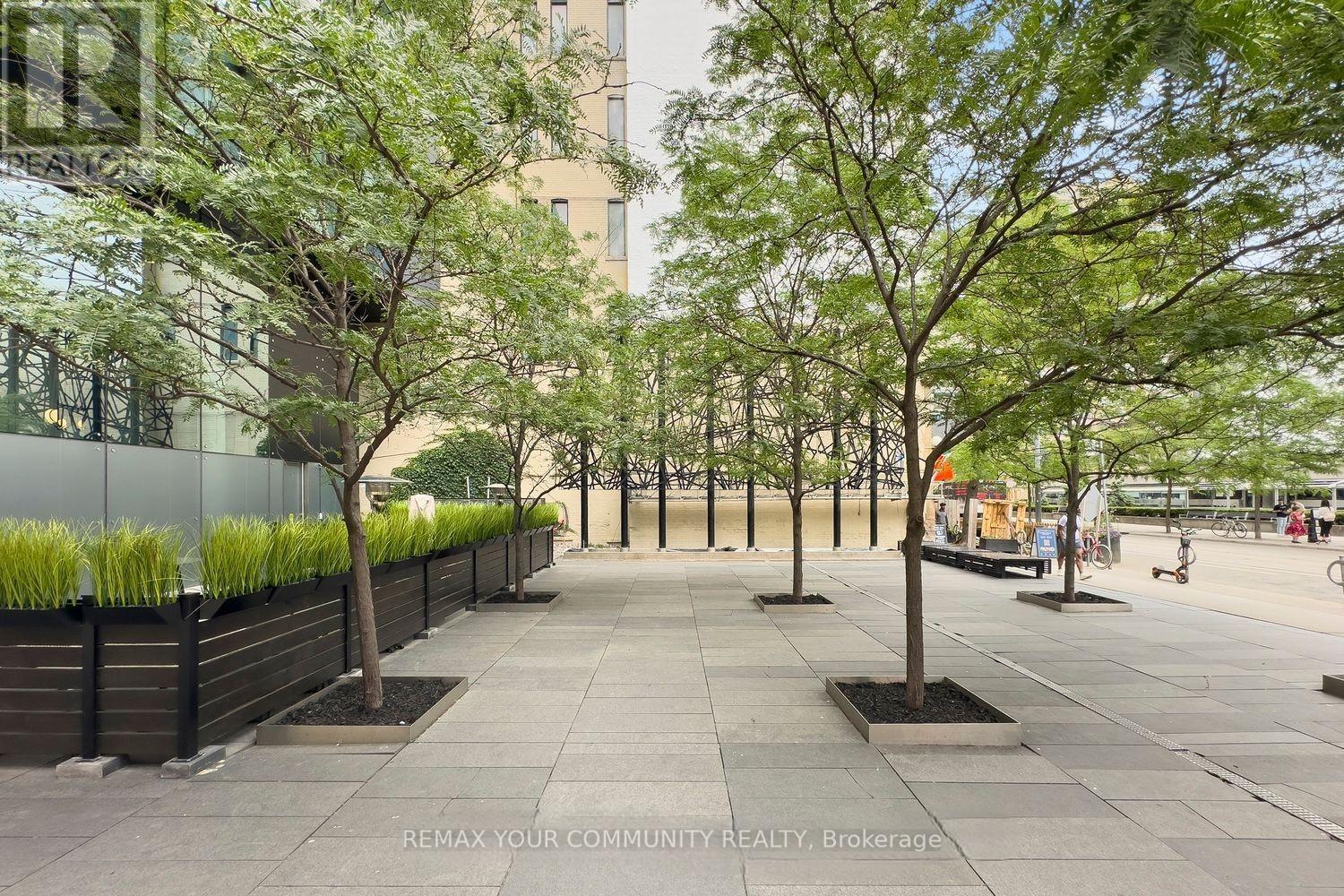 2107 - 224 King Street, Toronto, Ontario  M5V 1H8 - Photo 18 - C12761234