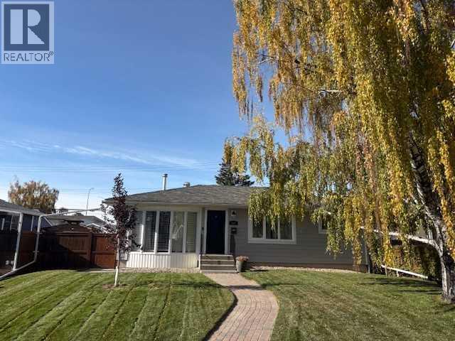 412 Athlone Road Se, Calgary, Alberta  T2H 1V7 - Photo 2 - A2285594