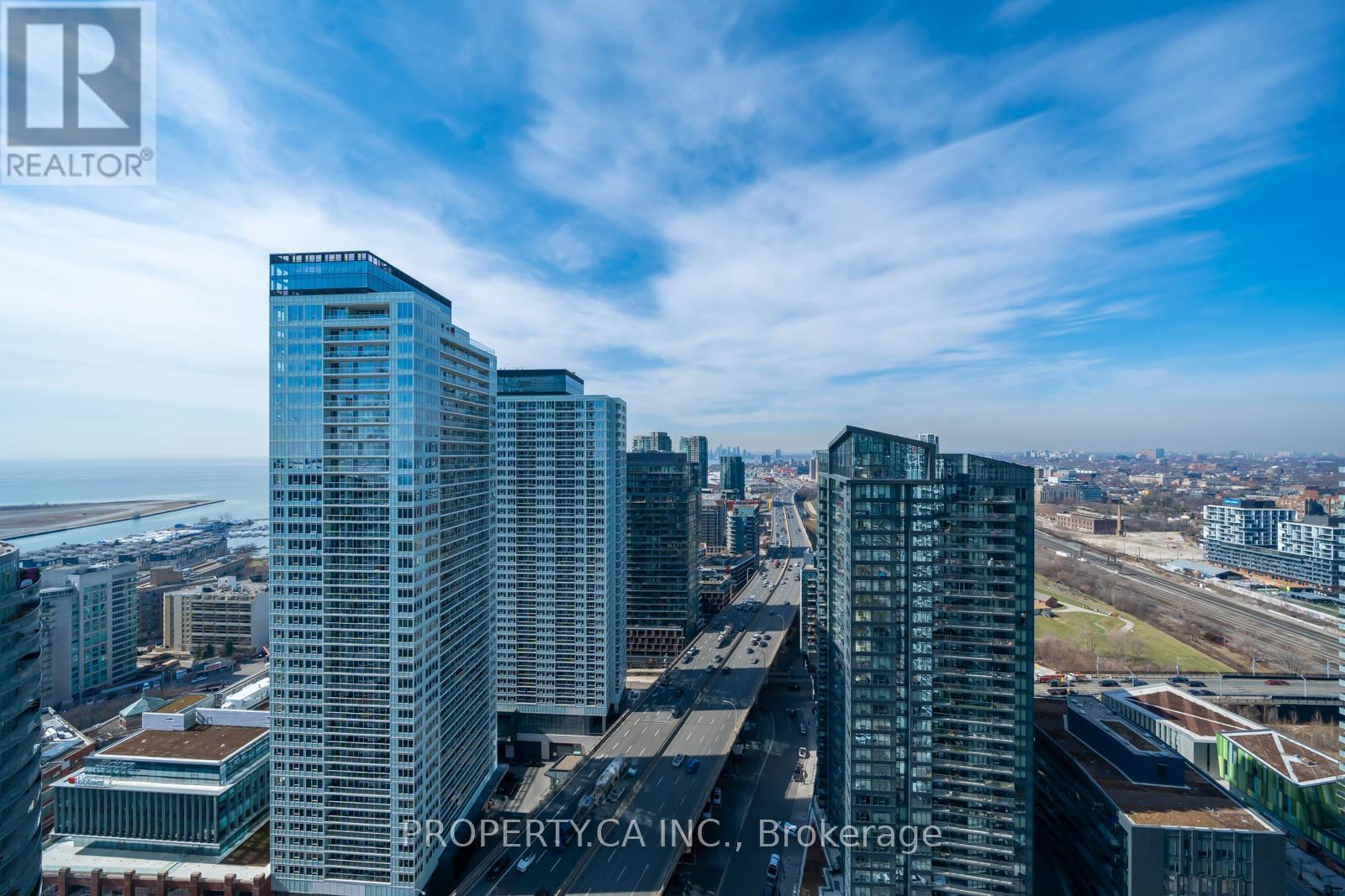 3809 - 75 Queens Wharf Road, Toronto, Ontario  M5V 0J9 - Photo 17 - C12791808