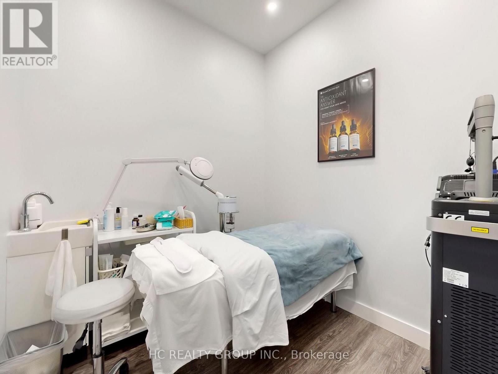 169 & 170 - 7181 Yonge Street, Markham, Ontario  L3T 0C7 - Photo 11 - N12791806