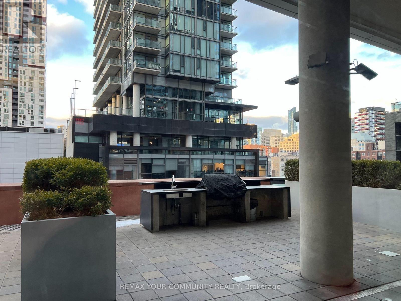 2302 - 21 Widmer Street, Toronto, Ontario  M5V 0B8 - Photo 18 - C12752794