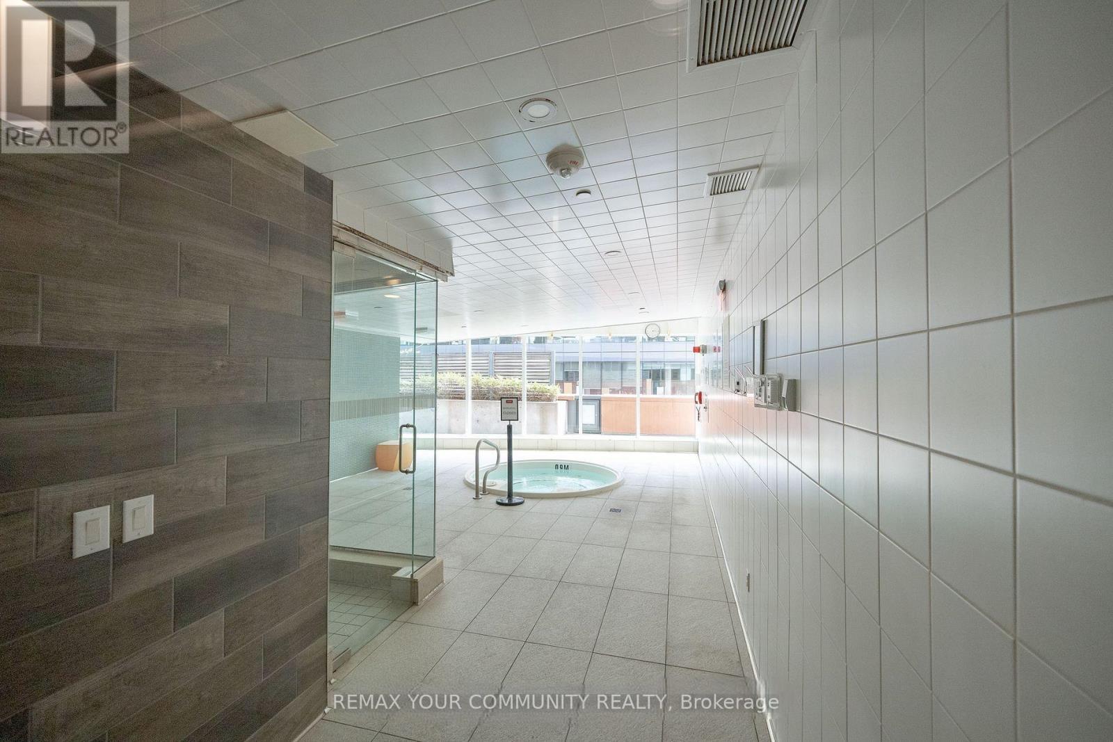 2302 - 21 Widmer Street, Toronto, Ontario  M5V 0B8 - Photo 28 - C12752794