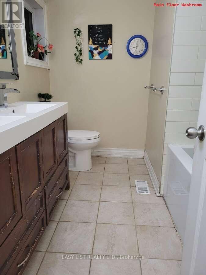 28 Cumbrian Court, Brampton, Ontario  L6X 2J8 - Photo 14 - W12791800