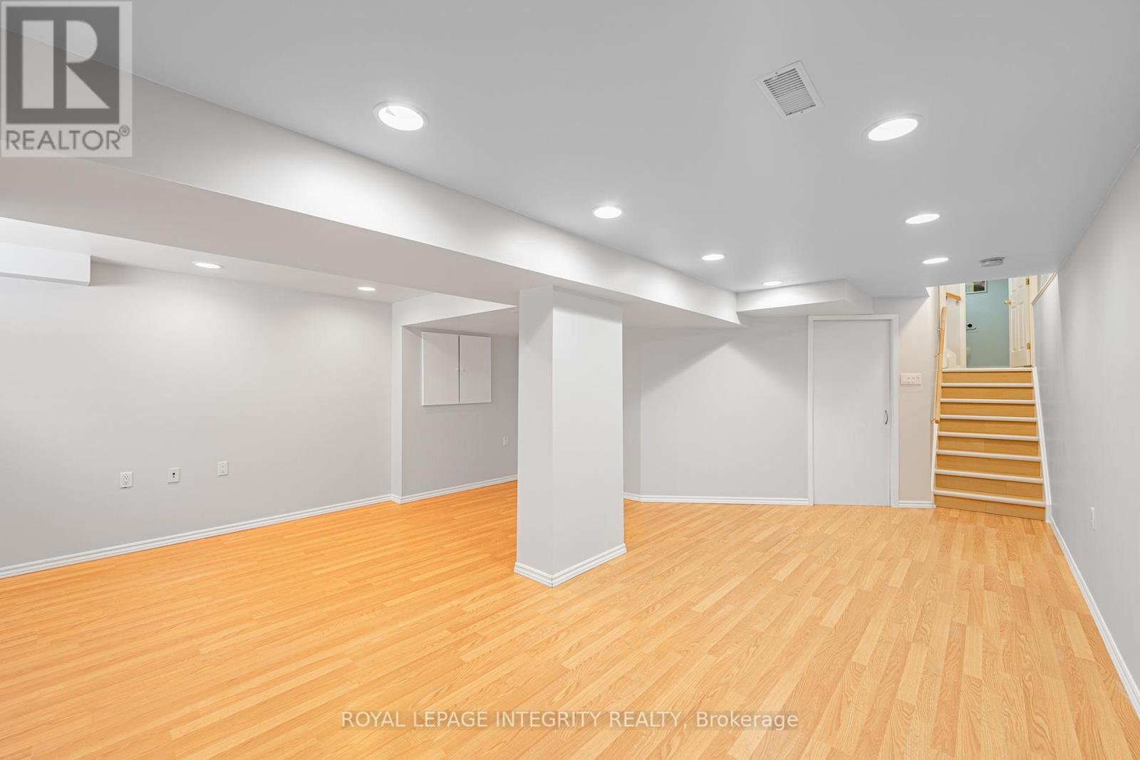 111 Hemlo Crescent, Ottawa, Ontario  K2T 1C9 - Photo 30 - X12791468