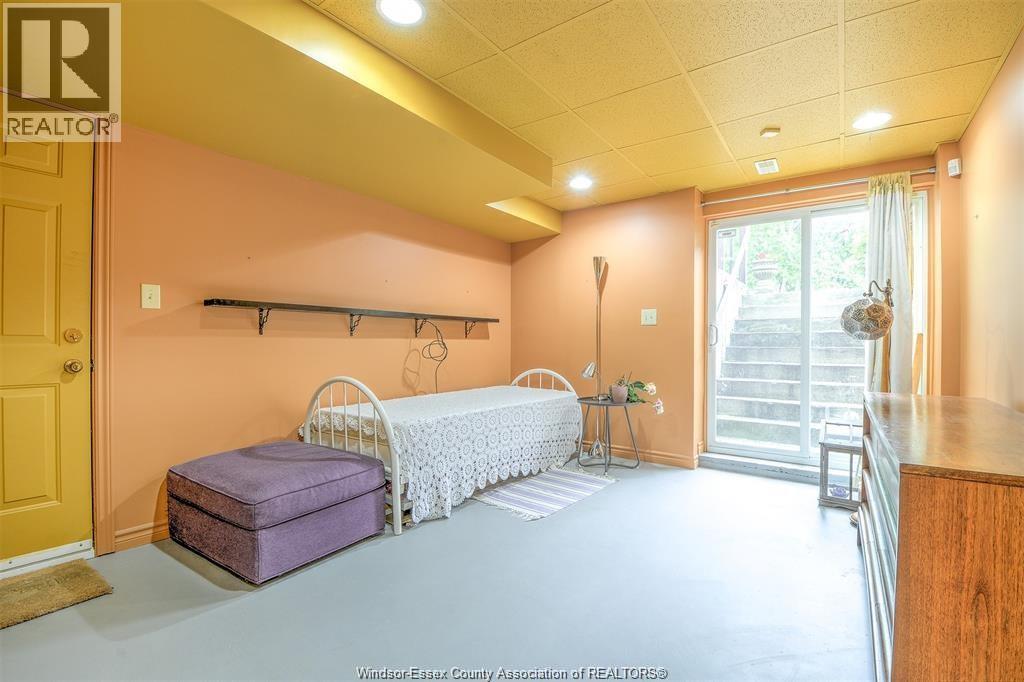 535 Erie S (County Rd 13), Essex, Ontario N0R 1G0 - Photo 34 - 26003280