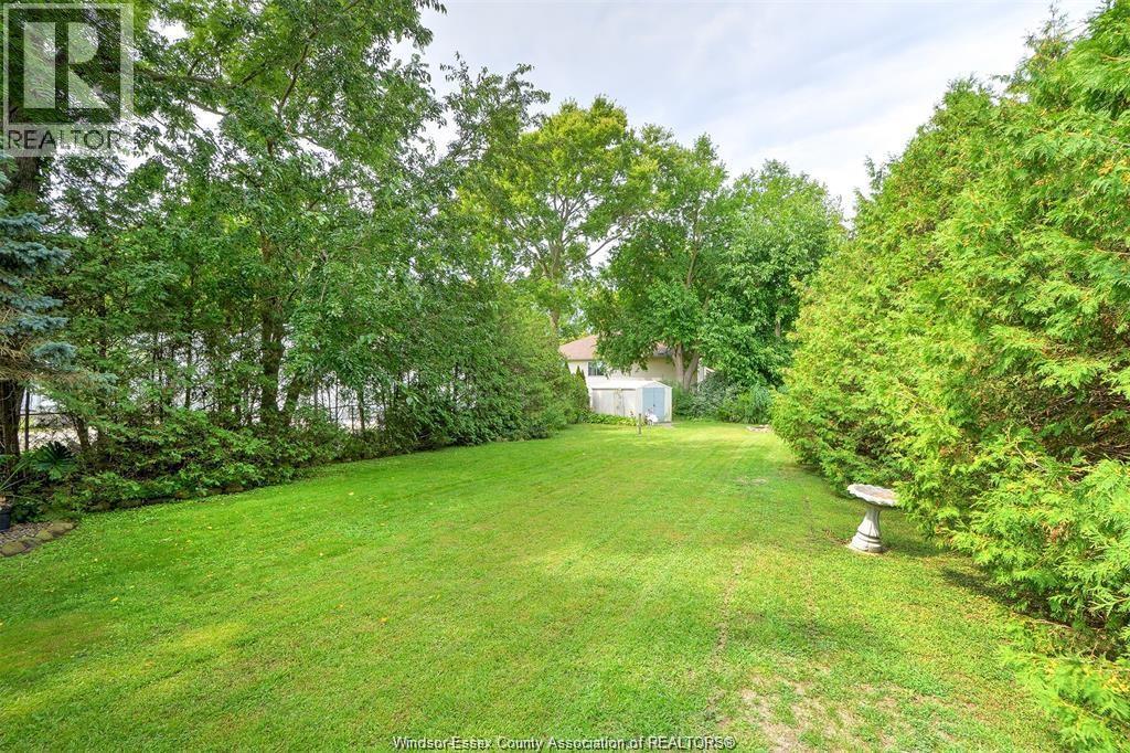 535 Erie S (County Rd 13), Essex, Ontario N0R 1G0 - Photo 40 - 26003280