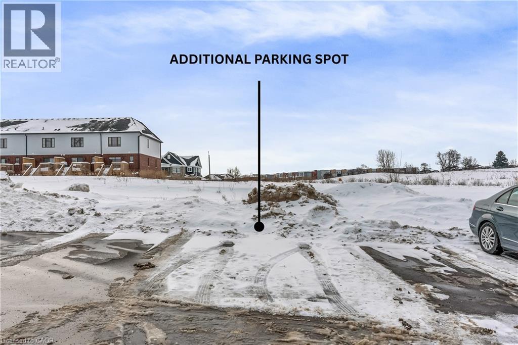 261 Woodbine Avenue Unit# 82, Kitchener, Ontario  N2R 0S7 - Photo 2 - 40805409