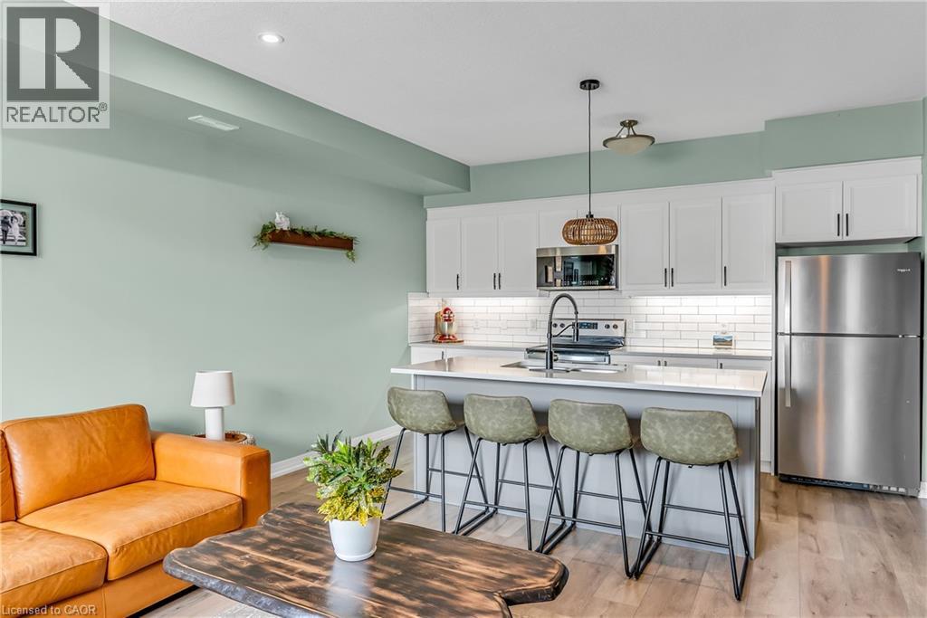 261 Woodbine Avenue Unit# 82, Kitchener, Ontario  N2R 0S7 - Photo 3 - 40805409
