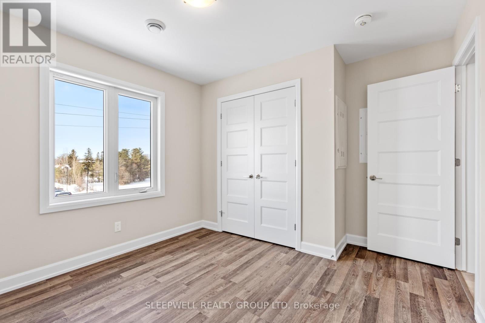 302 - 480 Church Street, Russell, Ontario  K4R 0G4 - Photo 7 - X12791820