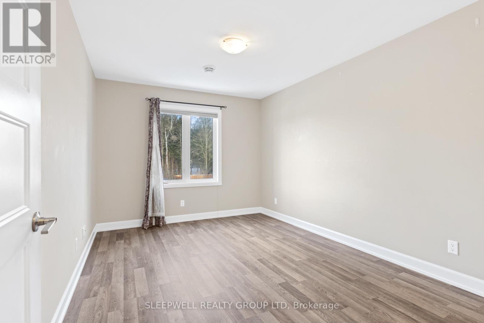 211 - 480 Church Street, Russell, Ontario  K4R 0G4 - Photo 13 - X12791822