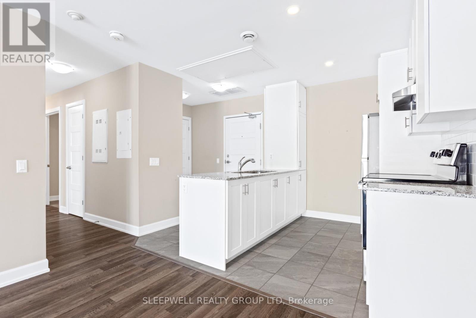 211 - 480 Church Street, Russell, Ontario  K4R 0G4 - Photo 7 - X12791822