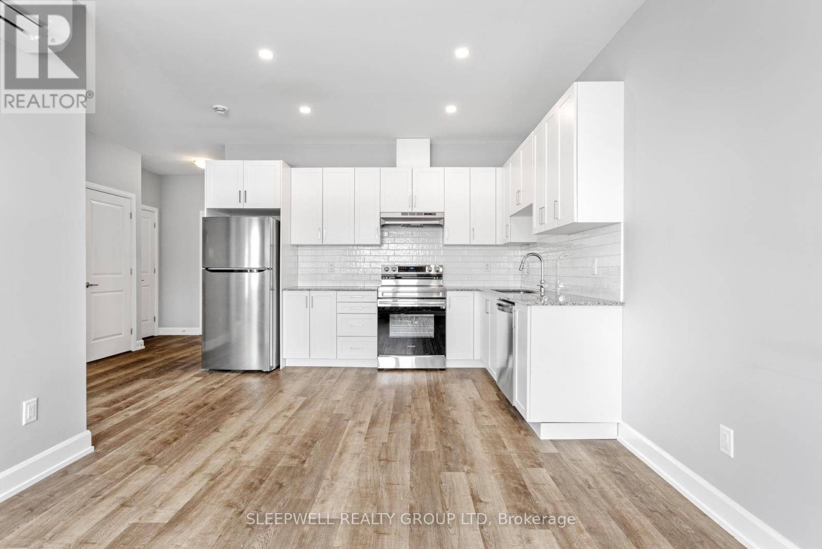 206 - 979 North Russell Road, Russell, Ontario  K4R 0L9 - Photo 8 - X12791830