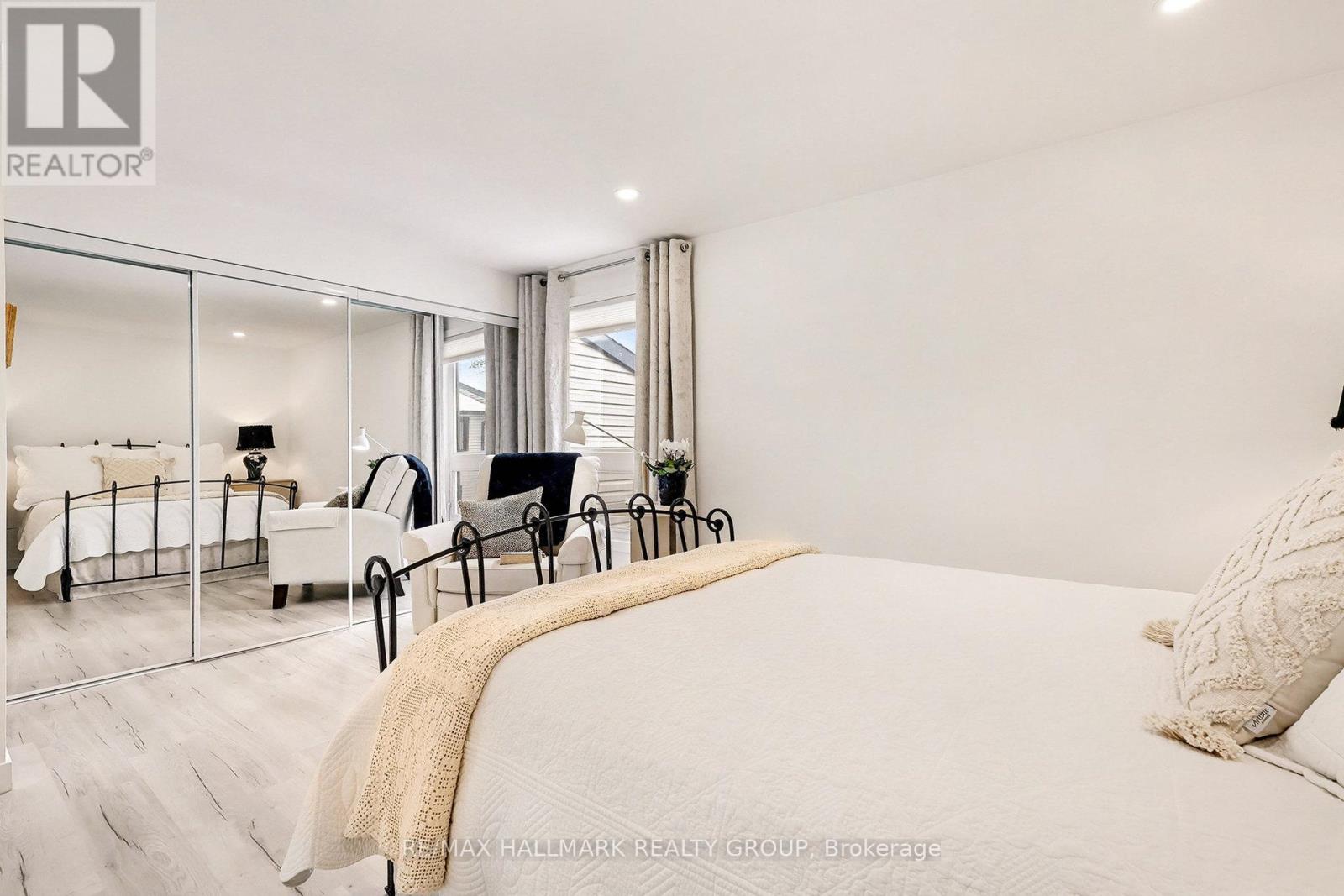 6861 Bilberry Drive, Ottawa, Ontario  K1C 2E8 - Photo 21 - X12791844